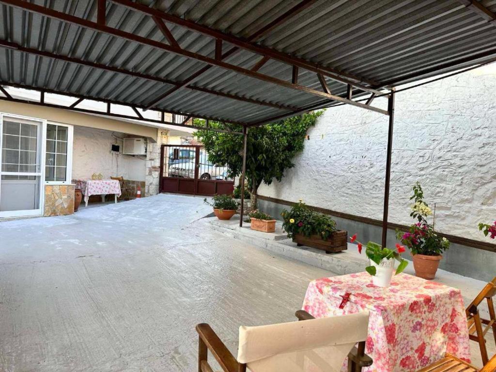 וראסנה Stelios Home מראה חיצוני תמונה